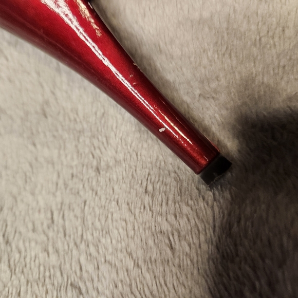 Heels at least 4 inches - Picture 5 of 6